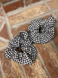 Standard Black & White Gingham Scrunchie – Regular Size