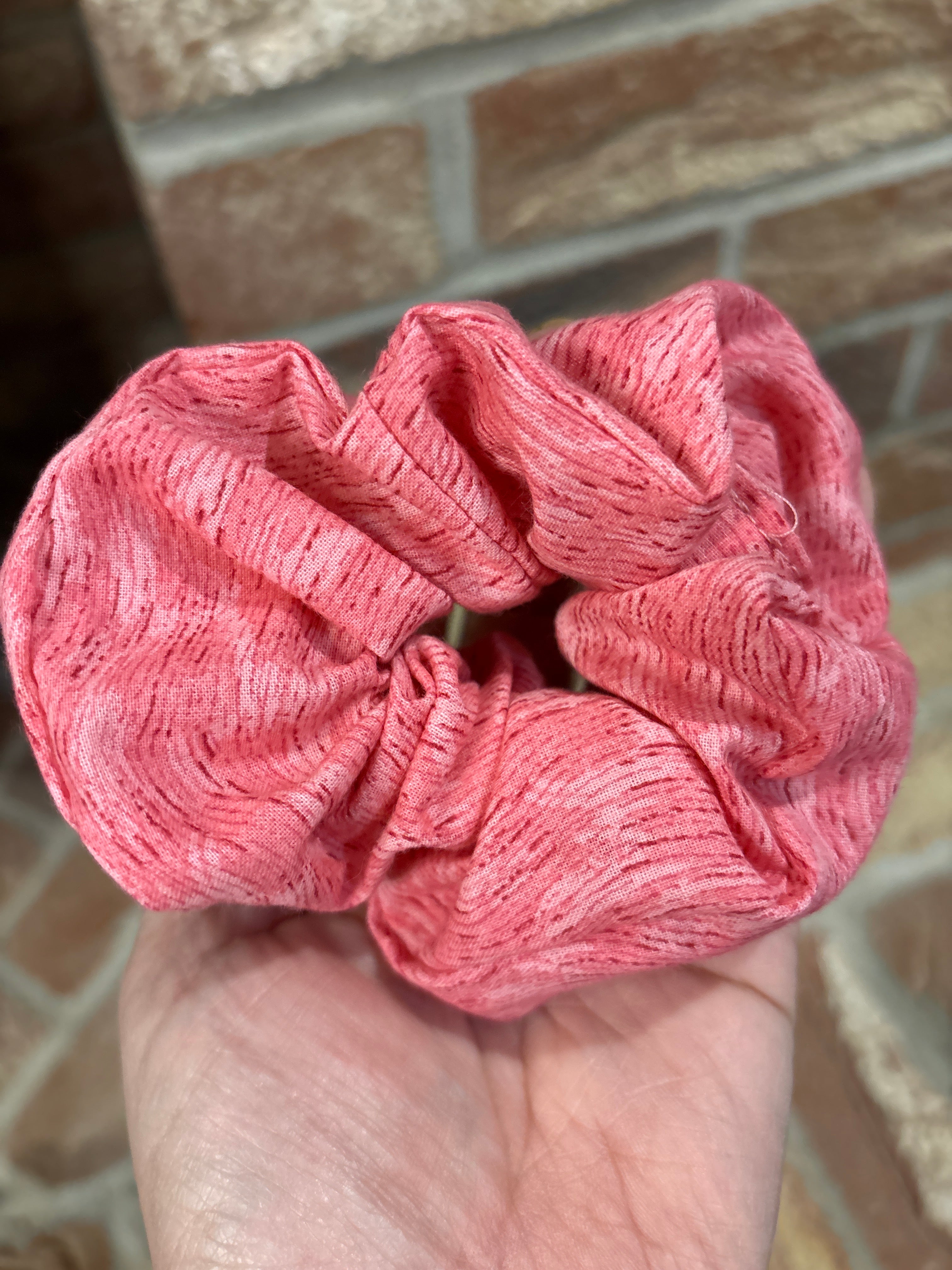 Standard Pink Heathered Scrunchie – Regular Size